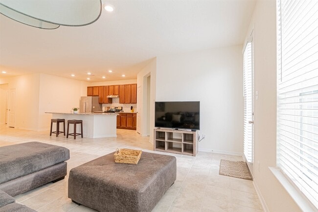 property at 2114 Damasi Ln