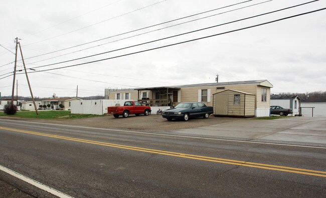 200 Wv-68 in Ravenswood, WV - Building Photo - Building Photo