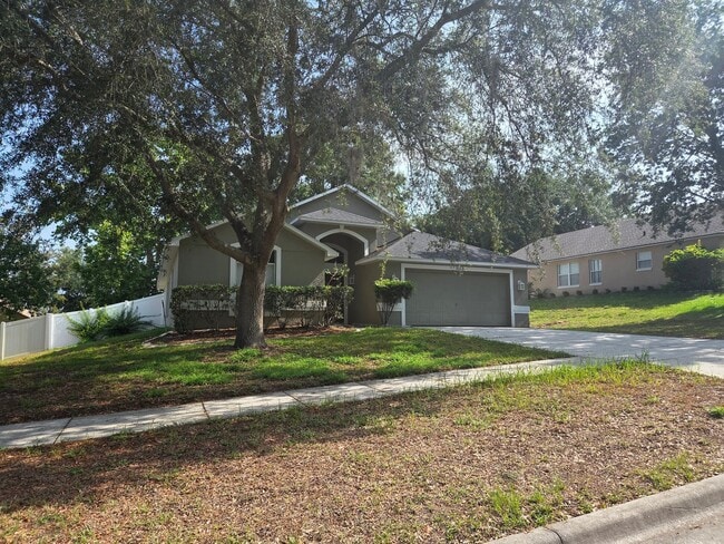 property at 1512 Sundown Ln