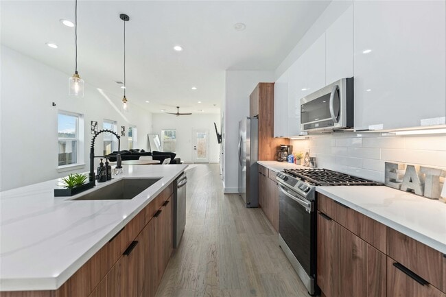 property at 3034 Gray St