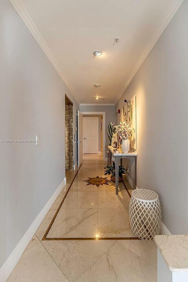 1413 Sunset Harbour Dr-Unit -606 in Miami Beach, FL - Building Photo - Building Photo