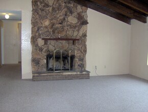 21331 Rider St in Perris, CA - Building Photo - Building Photo