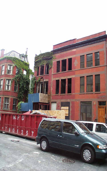 325 W 112th St in New York, NY - Building Photo