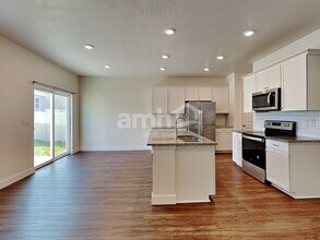 2337 Surry Way in Eagle Mountain, UT - Building Photo - Building Photo