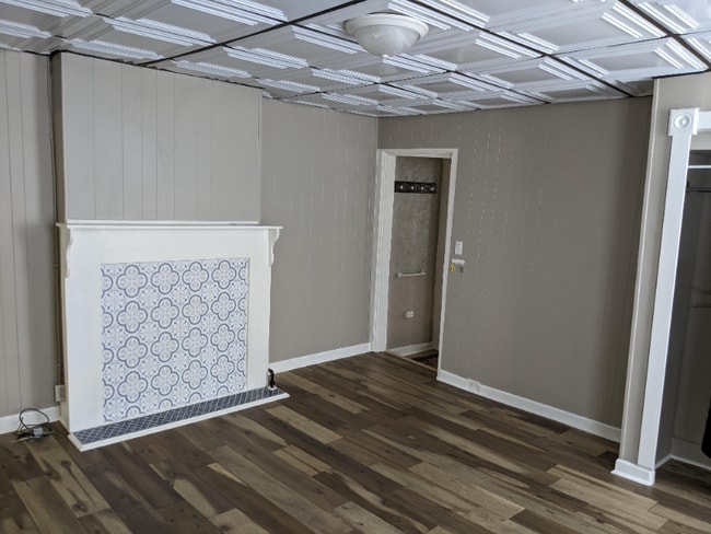 326 Elm St, Unit Unit 2 in Newport, KY - Foto de edificio - Building Photo