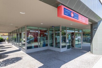 Bellevue Landing in West Vancouver, BC - Building Photo - Building Photo
