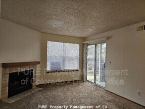 5706 W Asbury Pl in Lakewood, CO - Building Photo - Building Photo