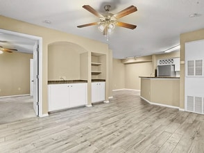 826 Camargo Way, Unit 104 in Altamonte Springs, FL - Foto de edificio - Building Photo