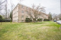Primary Photo - 4611-4613 Calvert Rd Apartments in College Park, Maryland