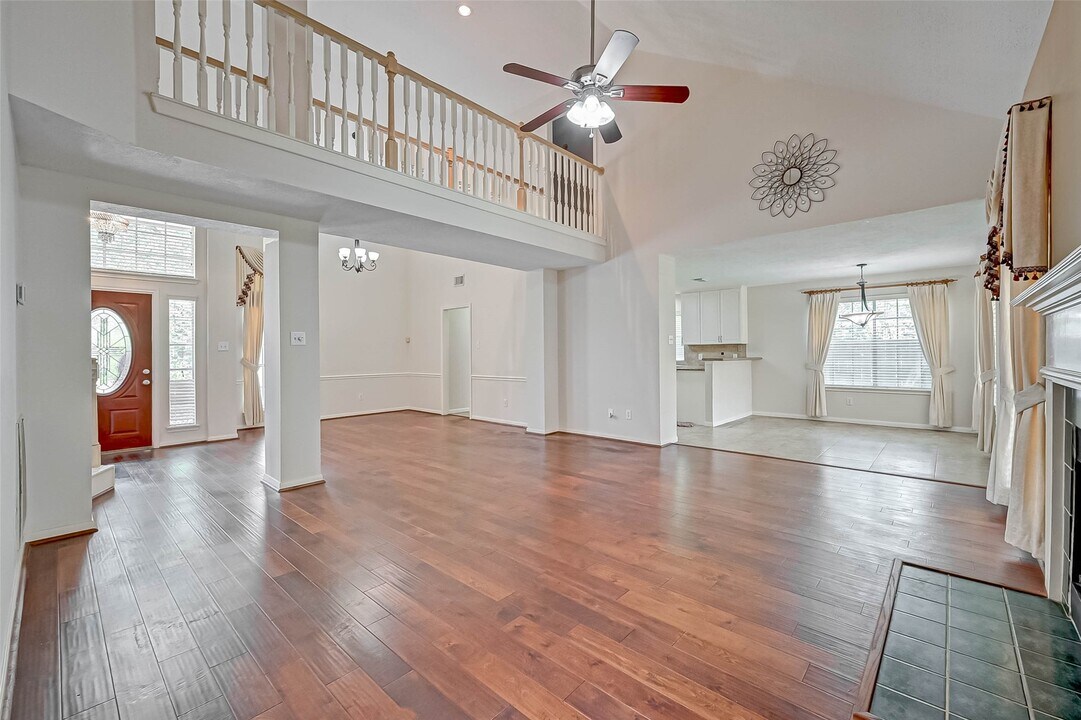 1630 Berkoff Dr in Sugar Land, TX - Building Photo