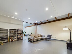 926 Chester St, Unit C in Oakland, CA - Building Photo - Building Photo