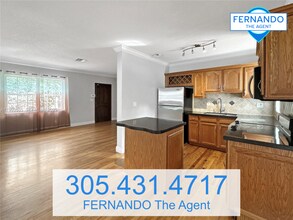 5760 SW 10th St in West Miami, FL - Building Photo - Building Photo