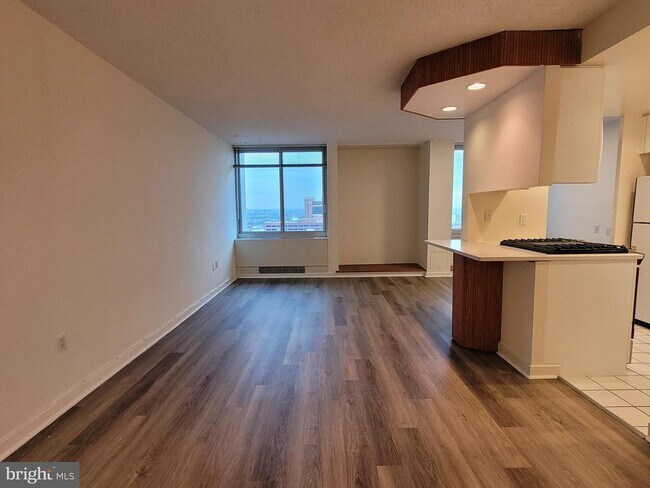 604 S Washington Square in Philadelphia, PA - Foto de edificio - Building Photo