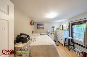 11 Beecher Ter, Unit 2 in Newton, MA - Foto de edificio - Building Photo