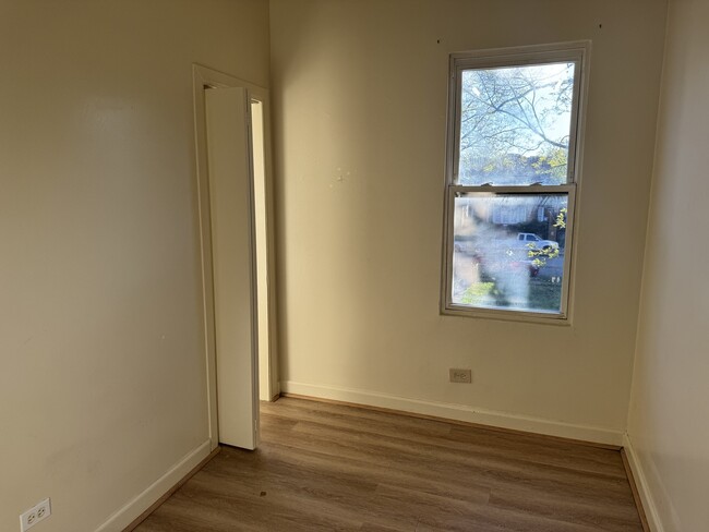 7321 S St Lawrence Ave in Chicago, IL - Building Photo - Building Photo