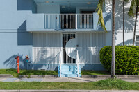 2575 SW 27th Ave in Miami, FL - Foto de edificio - Building Photo