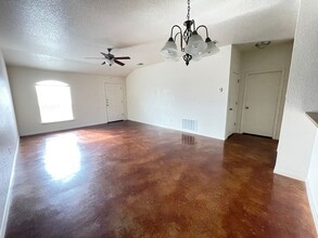3800 John Chisholm Loop in Killeen, TX - Building Photo - Building Photo
