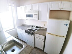 15 Colborne Rd, Unit 6 in Boston, MA - Building Photo - Building Photo