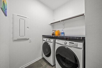 1412 S Beltline Rd in Mesquite, TX - Building Photo - Building Photo