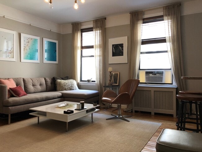 property at 779 Riverside Dr