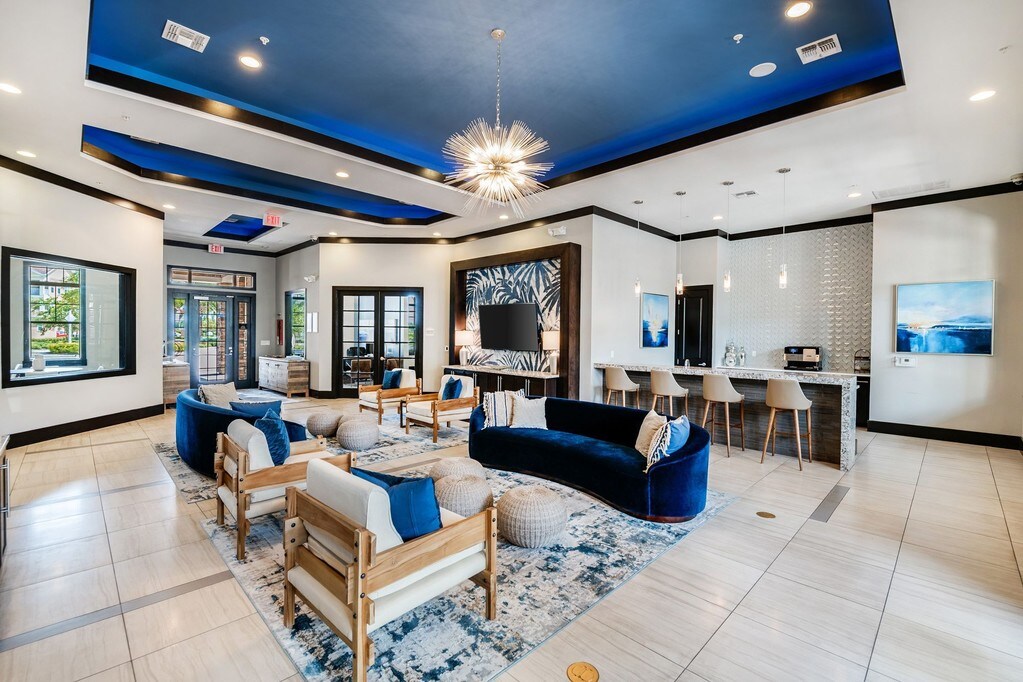 Cortland Jubilee Park Apartments in Orlando, FL