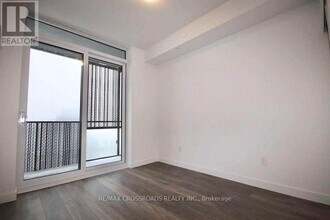 3010-3018 EGLINTON Ave in Toronto, ON - Building Photo - Building Photo