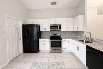 2992 Joseph Cir in Oviedo, FL - Building Photo - Building Photo