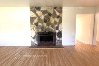 3096 Yellowstone Ln in Sacramento, CA - Building Photo - Building Photo