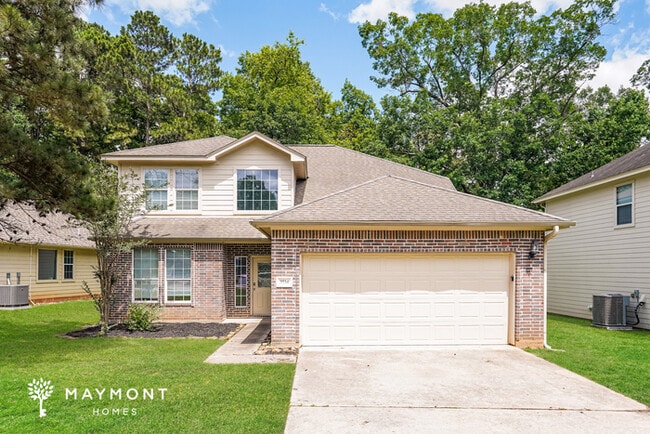 property at 3514 White Oak Point Dr