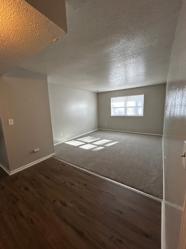 property at 1415 W Maple Ave