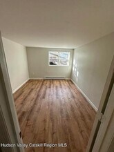 143 Vedder Rd in Catskill, NY - Building Photo - Building Photo