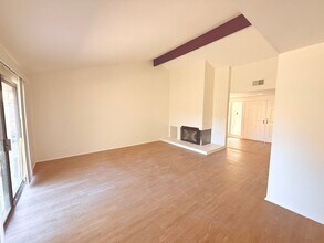 18335 Reata Way in San Diego, CA - Building Photo - Building Photo