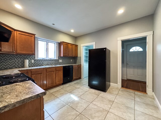 37 Lowden Ave, Unit 1 in Somerville, MA - Building Photo - Building Photo