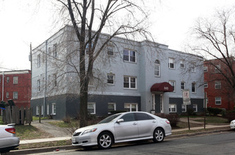 Mount Vernon Flats in Alexandria, VA - Building Photo - Building Photo