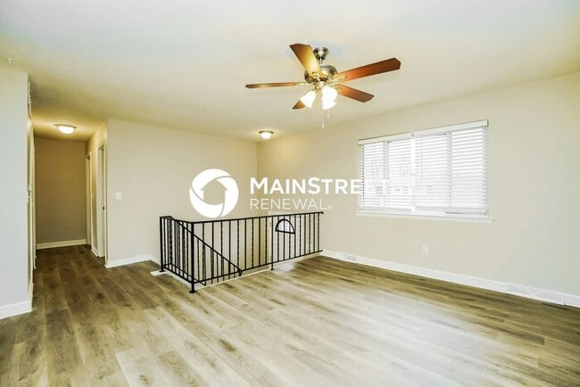 property at 2684 Glenbriar St