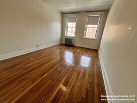 120 Washington St, Unit 56 in Boston, MA - Building Photo