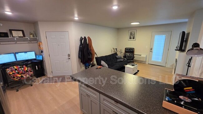 1221 Commonwealth Ave in Duluth, MN - Building Photo - Building Photo