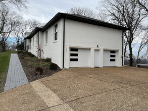 1243 Saxon Dr in Nashville, TN - Building Photo - Building Photo