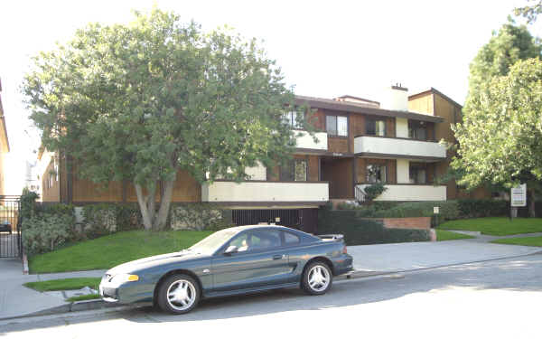 3515 Keystone Ave in Los Angeles, CA - Foto de edificio - Building Photo