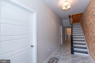 212 W Burke St in Martinsburg, WV - Building Photo - Building Photo