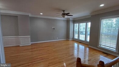 43569 White Cap Terrace, Unit 3311 in Chantilly, VA - Building Photo - Building Photo