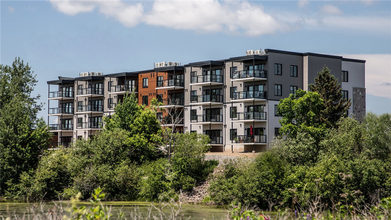 Lakeview Villas in Moncton, NB - Building Photo - Building Photo