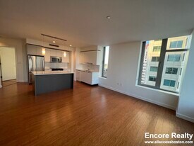 120 Kingston St, Unit 1805 in Boston, MA - Building Photo