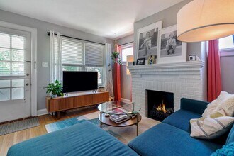 1607 Elmwood Ave in Columbus, OH - Building Photo - Building Photo