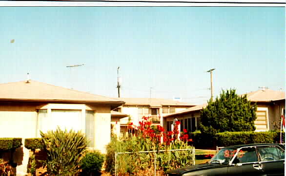 1775-1785 ORIZABA Ave in Long Beach, CA - Building Photo