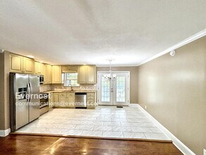 6821 Knollcrest Dr in Harrison, TN - Building Photo - Building Photo