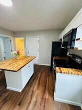 26 Edgeworth St in Worcester, MA - Building Photo - Building Photo