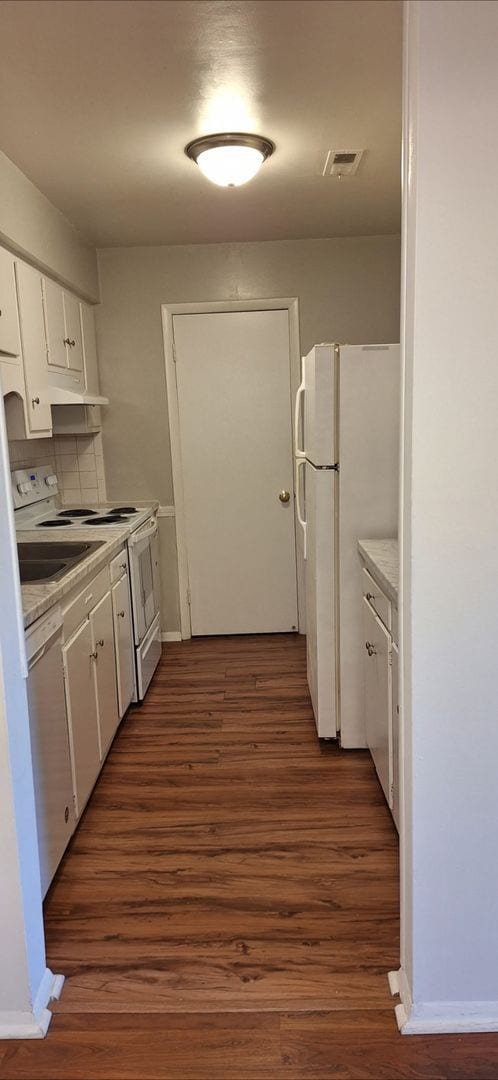 property at 1212 Schaub Dr