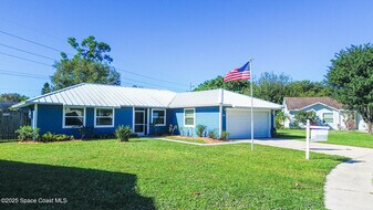 871 Southern Pine Trail in Rockledge, FL - Building Photo