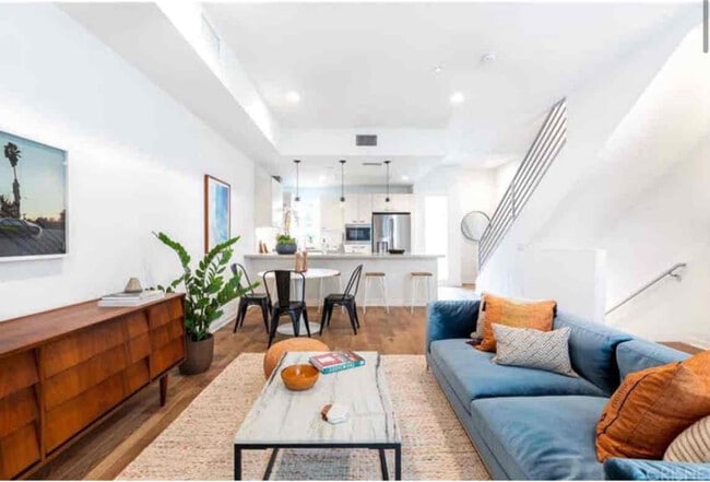 property at 4829 Craner Ave